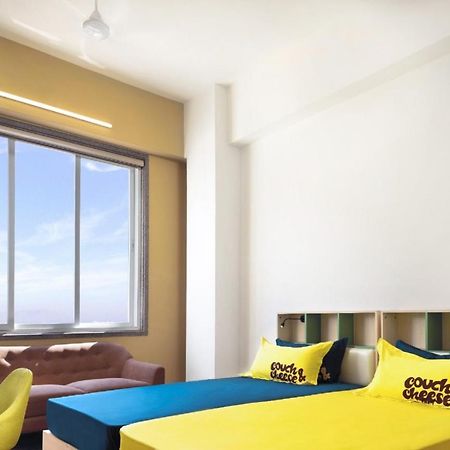 Couch & Cheese Homestel The Most Luxurious Hostel For Working Professionals & Studentsプネ エクステリア 写真