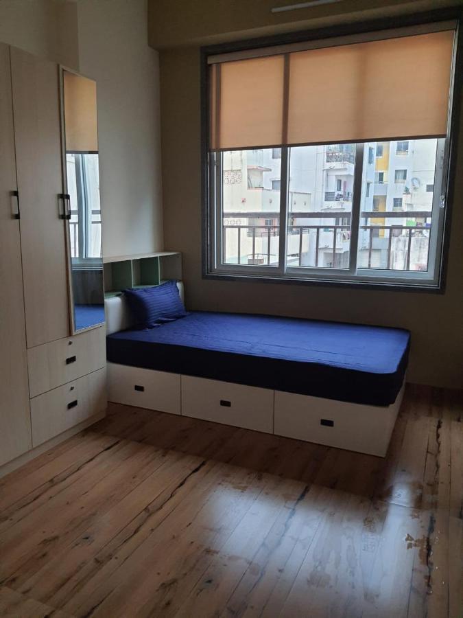 Couch & Cheese Homestel The Most Luxurious Hostel For Working Professionals & Studentsプネ エクステリア 写真